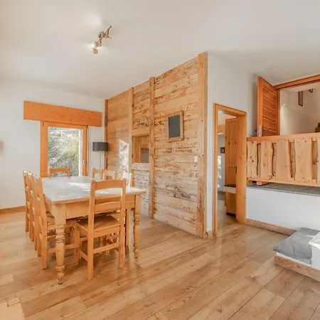 Ct Apartment *